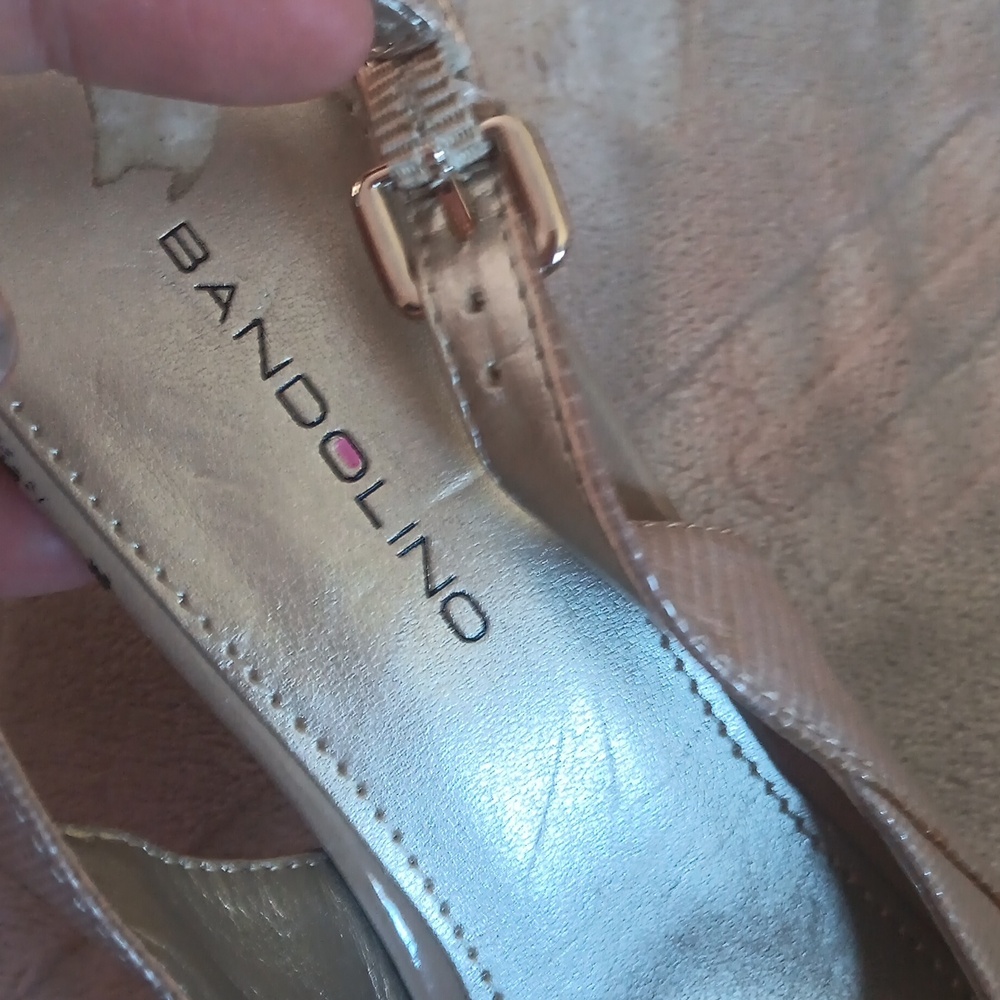 Bandalino Sling back heels!